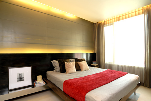 Manhattan Chidlom condo Bangkok