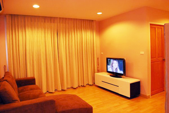 condo to rent near River Heaven