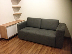 Modern <strong>apartment steps from Tiwanon MRT</strong>
