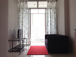 condo for rent near <strong>The Address Pathumwan</strong>
