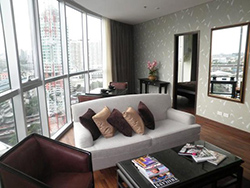 modern condo for rent near Life @ Sukhumvit 67