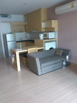 flat for rent near The Room Sukhumvit 79