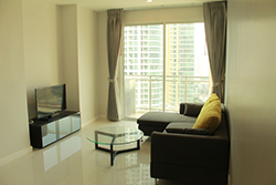 The Bloom <strong>Phra Khanong condo for rent </strong>