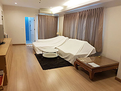 The Maple Private Living  <strong>apartment condo for rent in Surasak</strong>