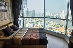 Rhythm Sathorn condo - apartment in Sathorn for rent