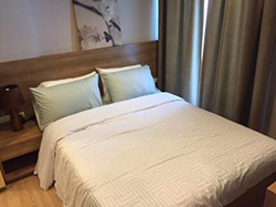Rhythm Sathorn <strong>Saphan Taksin condo apartment for rent</strong>
