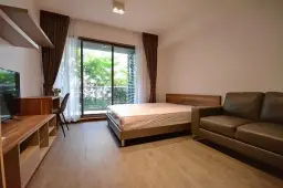 The Lofts Ekkamai condo - apartment for rent in Ekamai