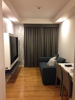 Condolette Light Convent  <strong>Sala Daeng condo for rent</strong>