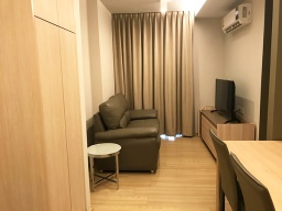 Maestro 12 - intern housing in Bangkok