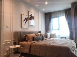 Life One Wireless <strong>Ploenchit Phloen Chit apartment condo flat for rent</strong>