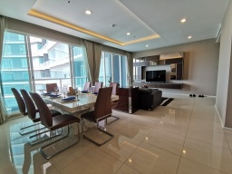 Menam Residences riverside condo - apartment for rent in Bangkok
