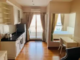 Ivy Sathorn condo - intern housing for rent in Bangkok, Thailand